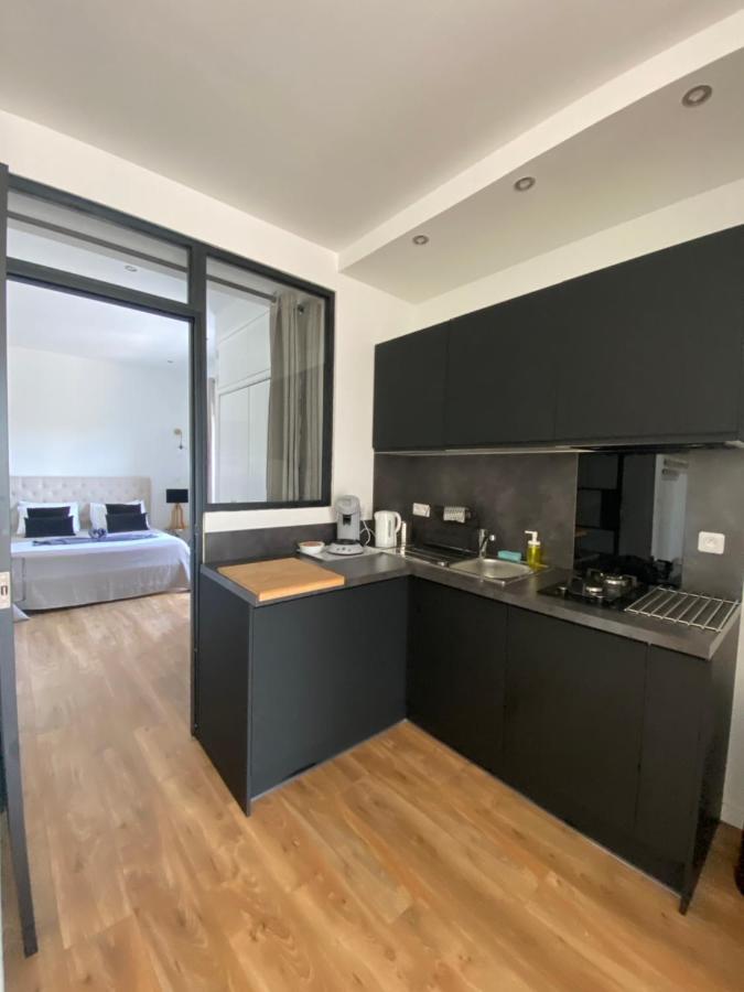 Sweet 2 Pieces 42 M2 Chambre, Salon, Cuisine, Grande Terrasse, Parking Proche Centre Et * Bastia (Corsica)